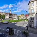 Hm - Infante Riverside Apartment B
